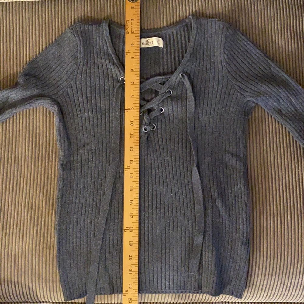 HOLLISTER Sweater - Picture 9 of 9